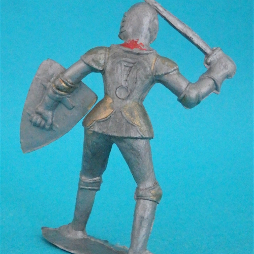 01. Chevalier avec épée et bouclier "Croix".